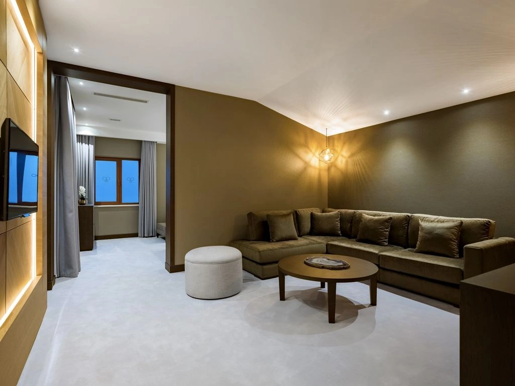 rooms-carnation-king-suite