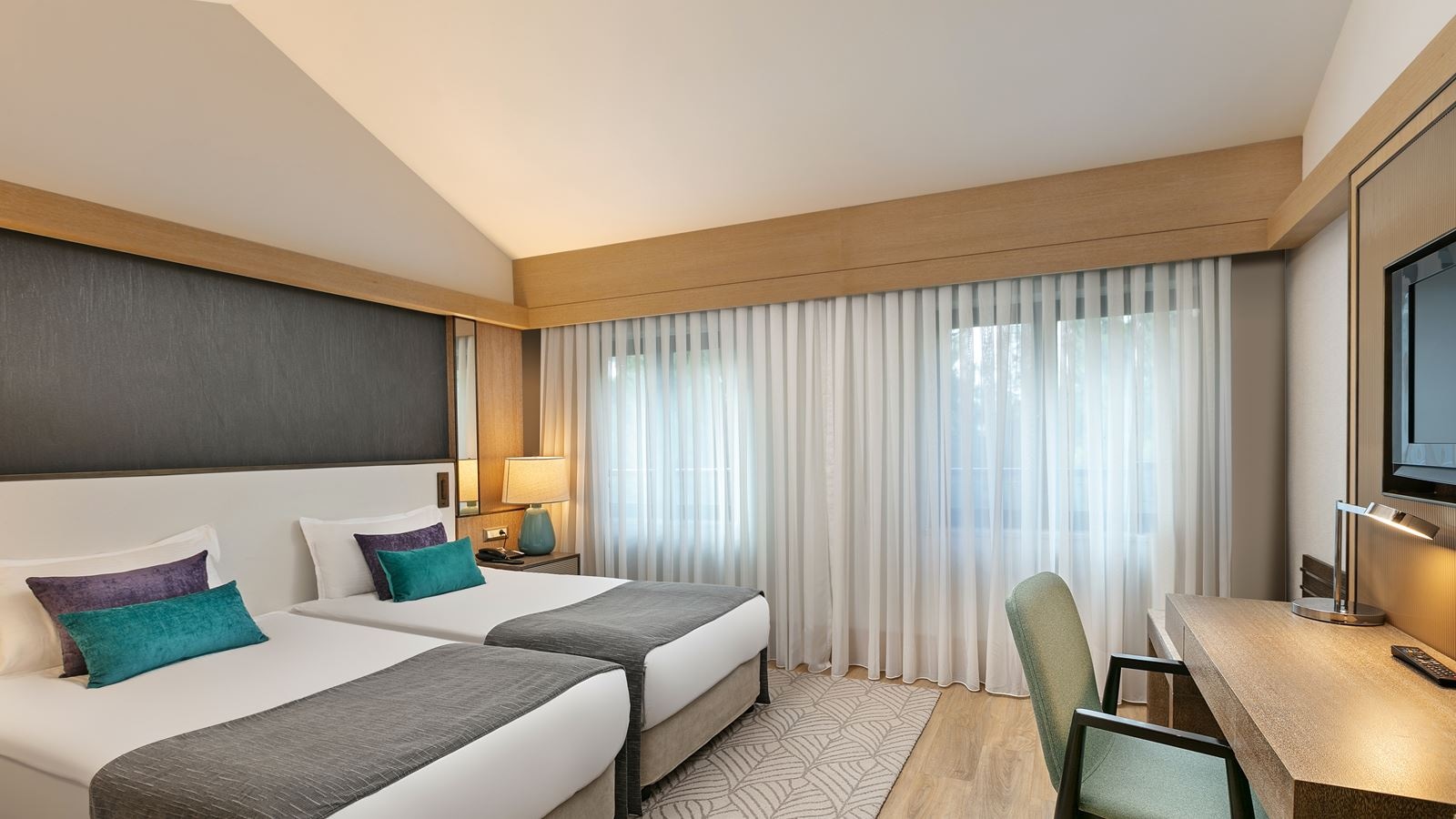 rooms-family-triplex