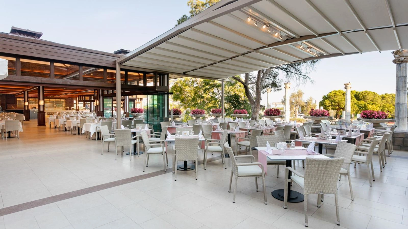 restaurants-main-restaurant