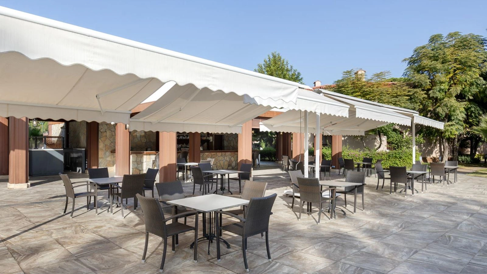 restaurants-secret-garden-snack