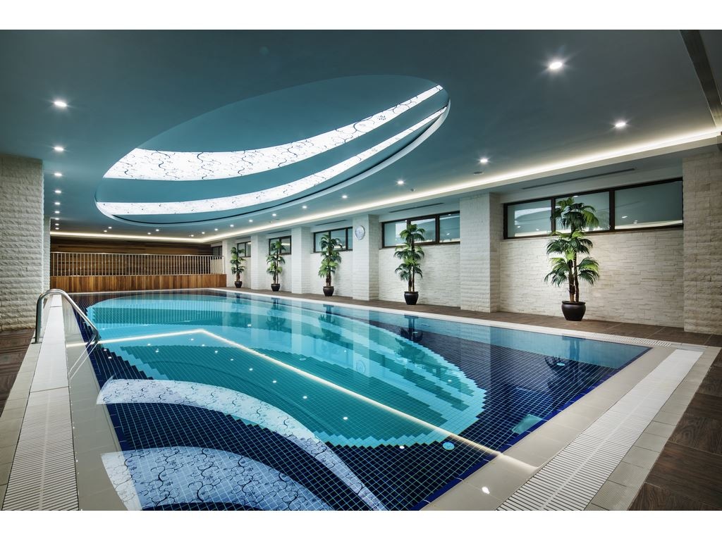 pools-indoor-pool