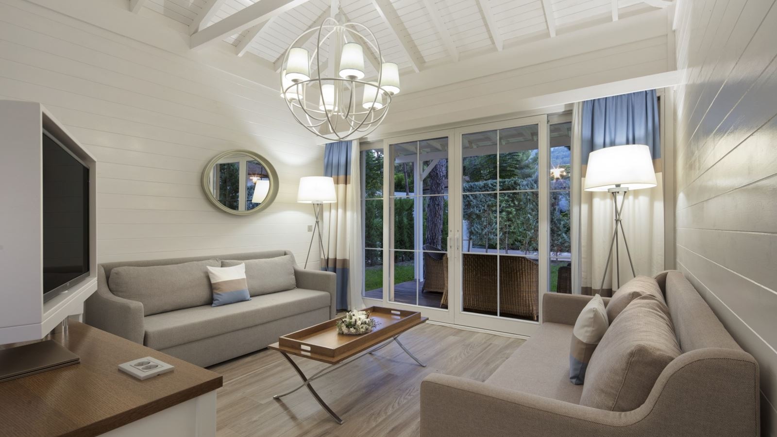 rooms-cedar-house-lagoon-view