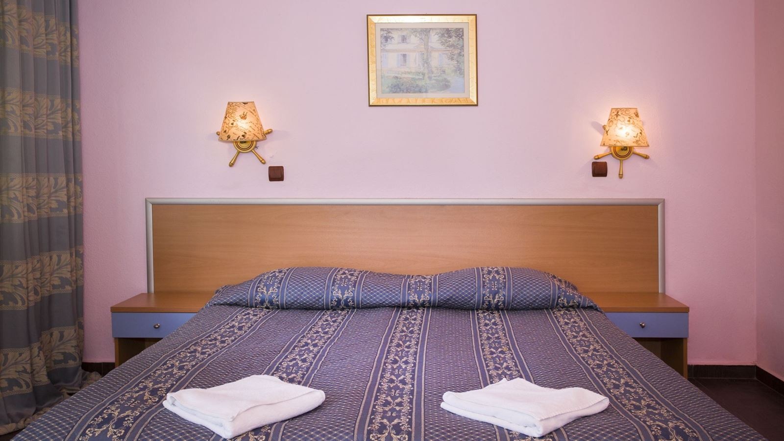 rooms-double-room-second-line