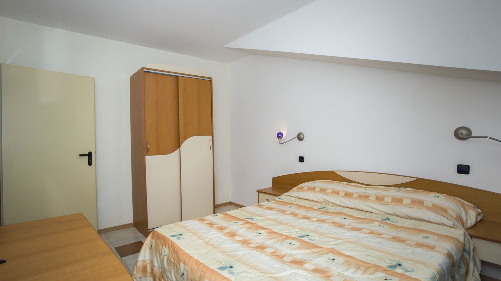 rooms-two-bedroom-apartment-sea-view