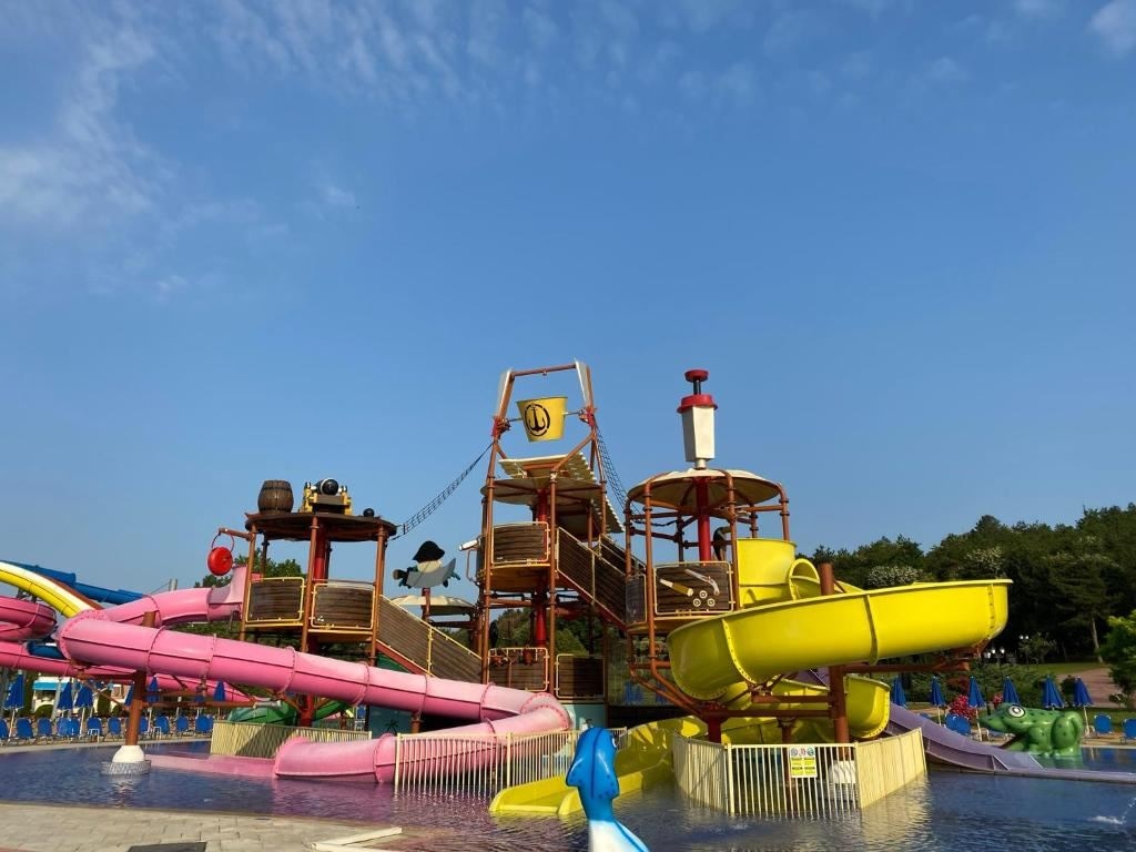 water-park-water-park