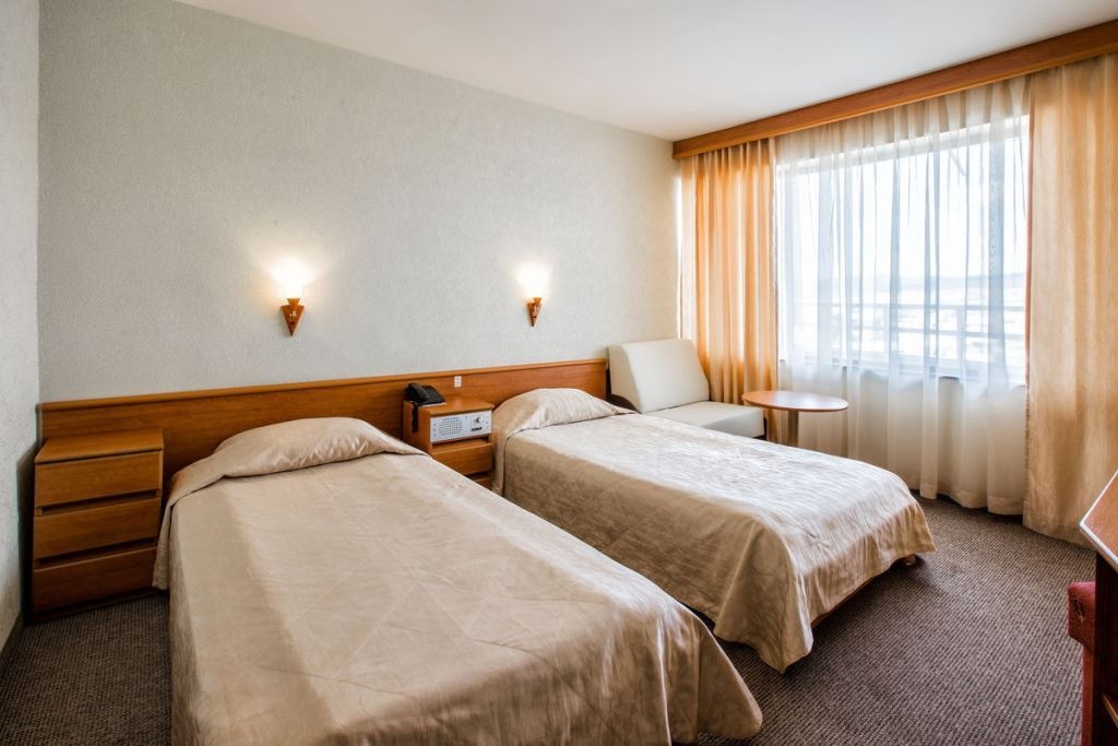 rooms-doubletwin-standard-room