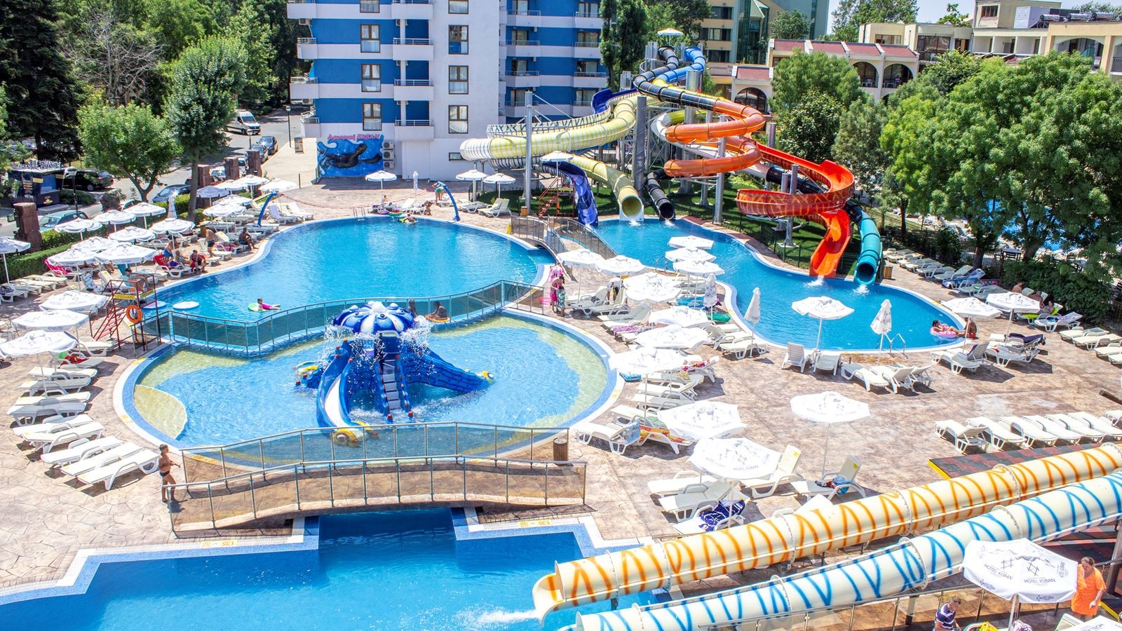 water-park-water-park