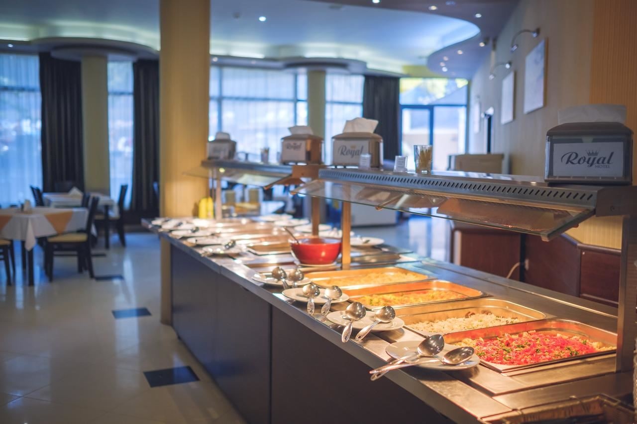 restaurants-restaurant