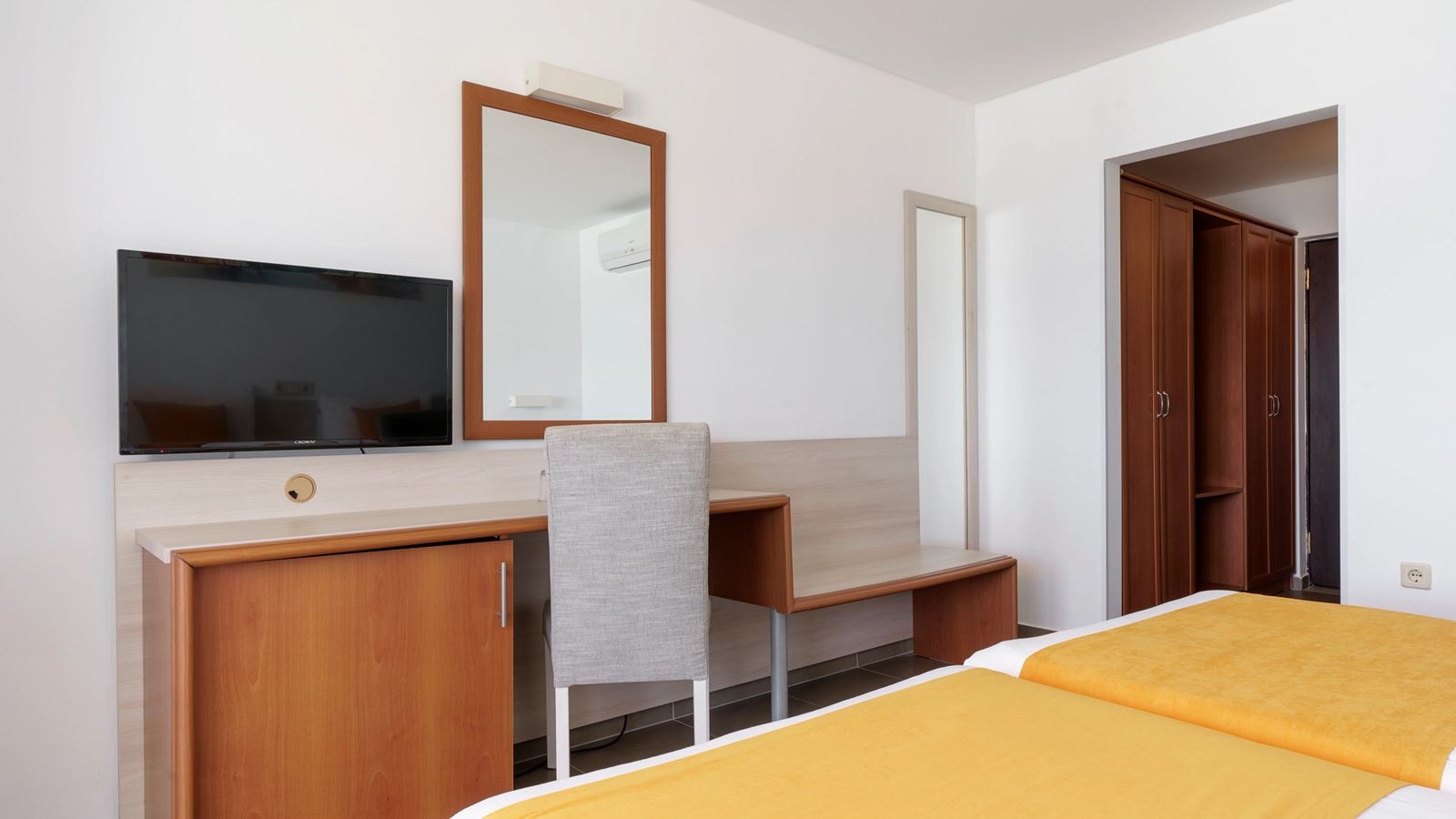 rooms-double-superior-sea-view