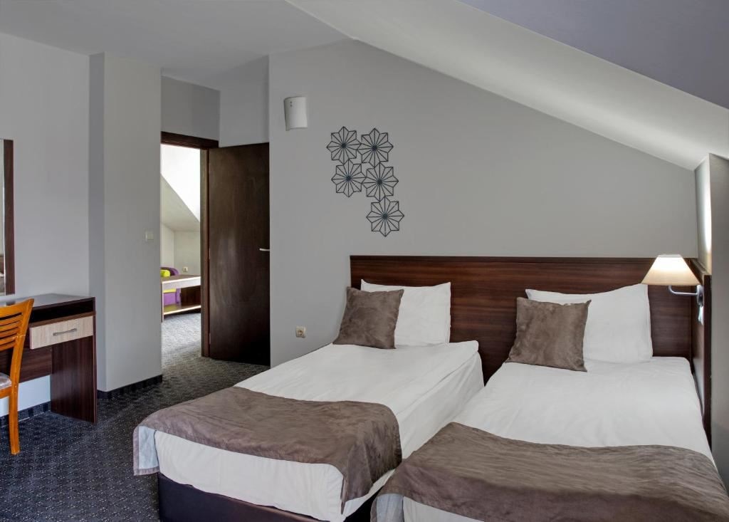 rooms-standard-suite