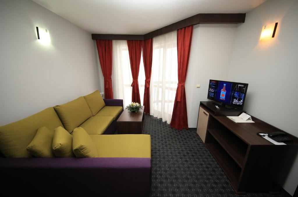 rooms-standard-suite