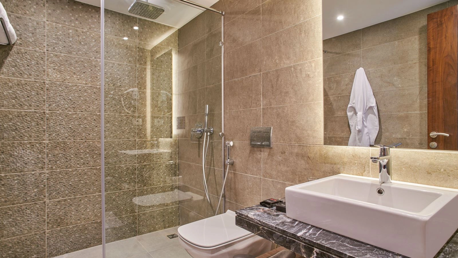 rooms-preferred-area-renovated-room