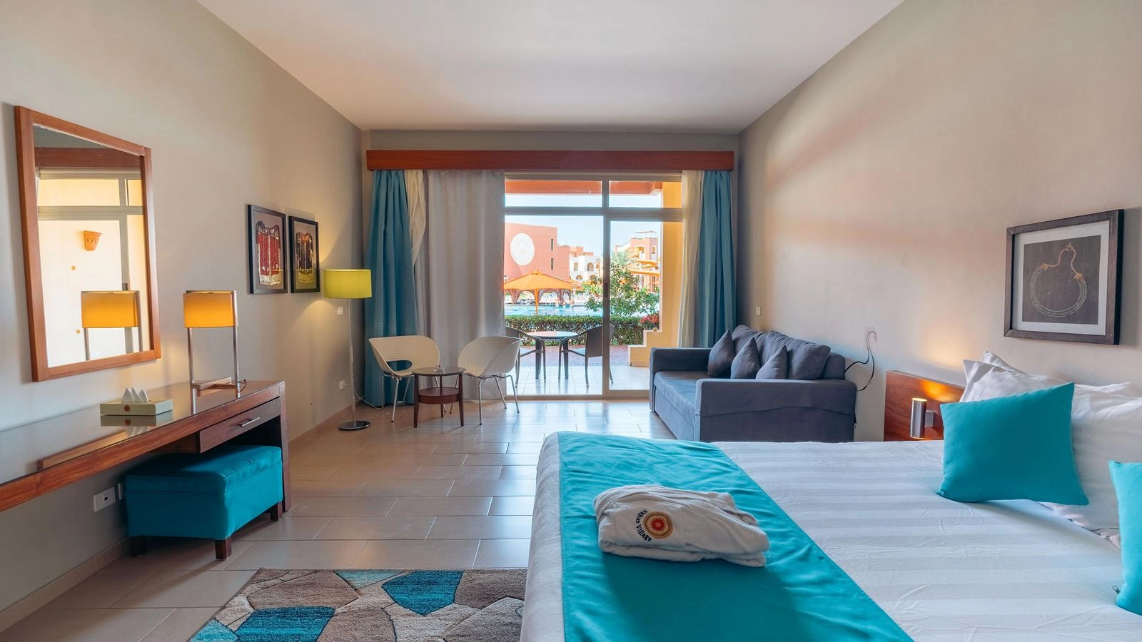 rooms-family-large-room