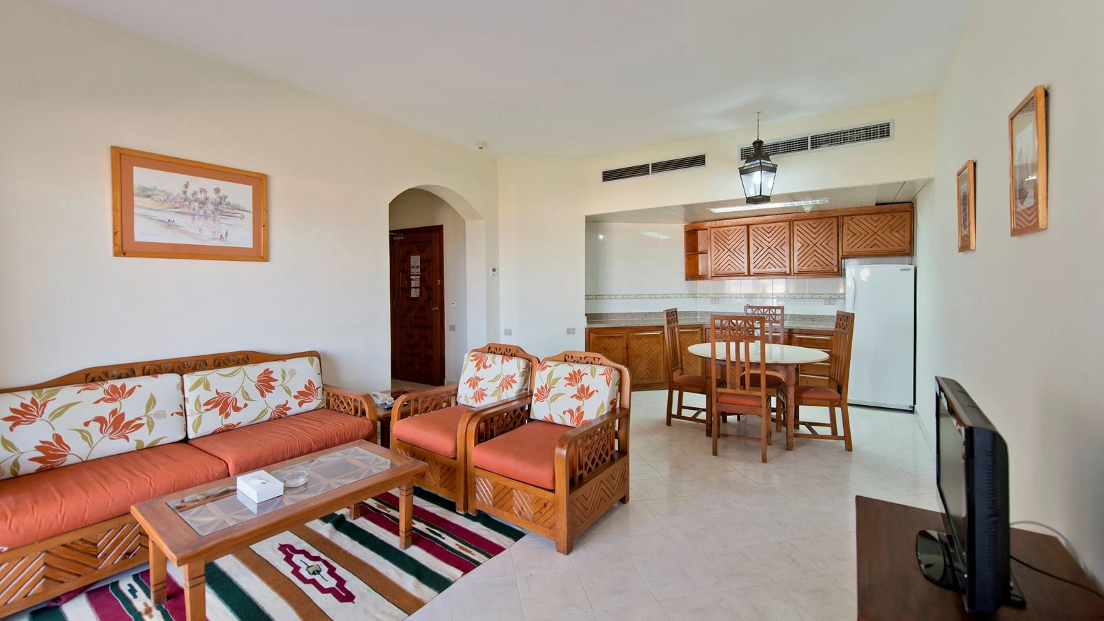 rooms-two-bed-rooms-chalet