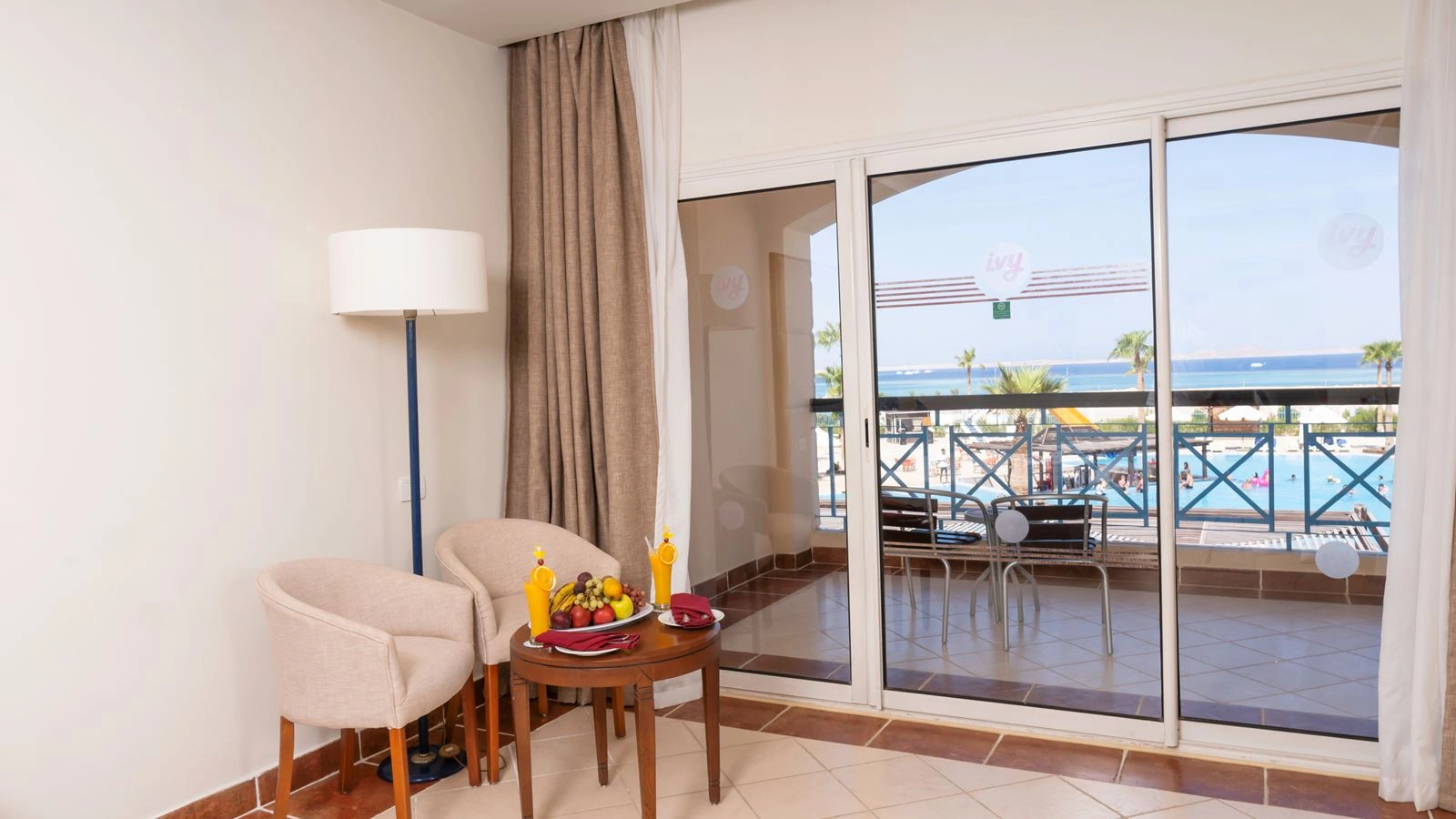rooms-standard-sea-view-room