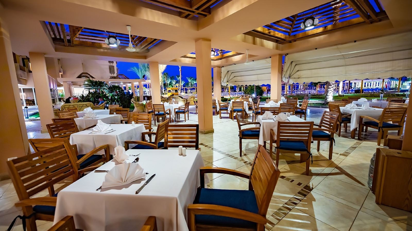 restaurants-palms-brasserie-restaurant