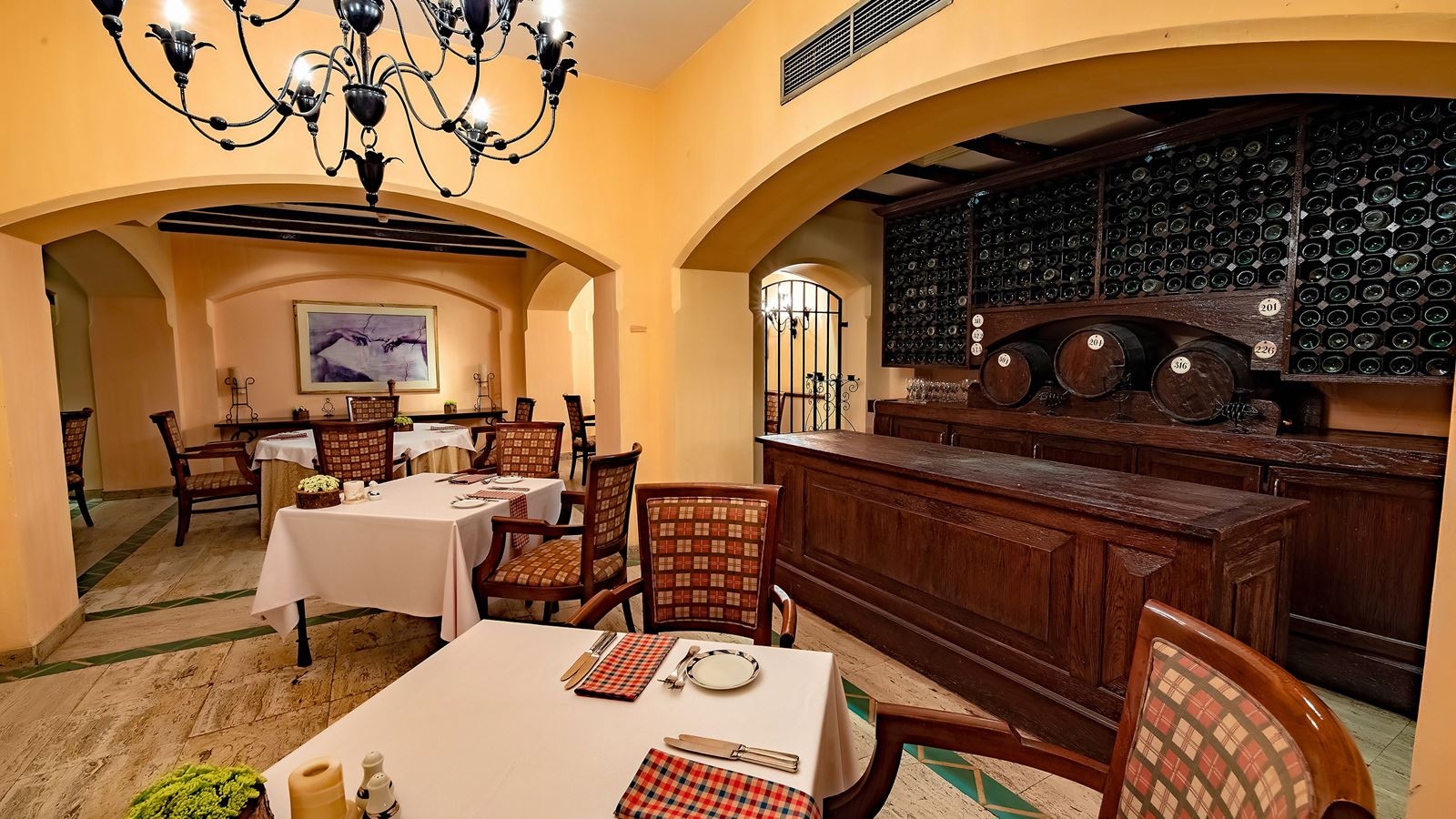 restaurants-al-dente-italian-a-la-carte-restaurant
