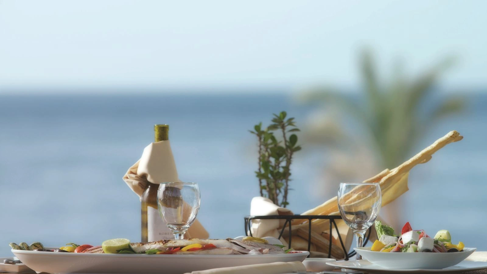 restaurants-the-waves