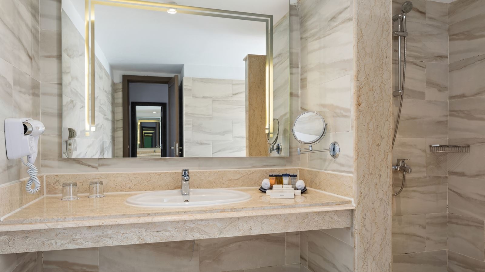 rooms-superior-room-sea-view