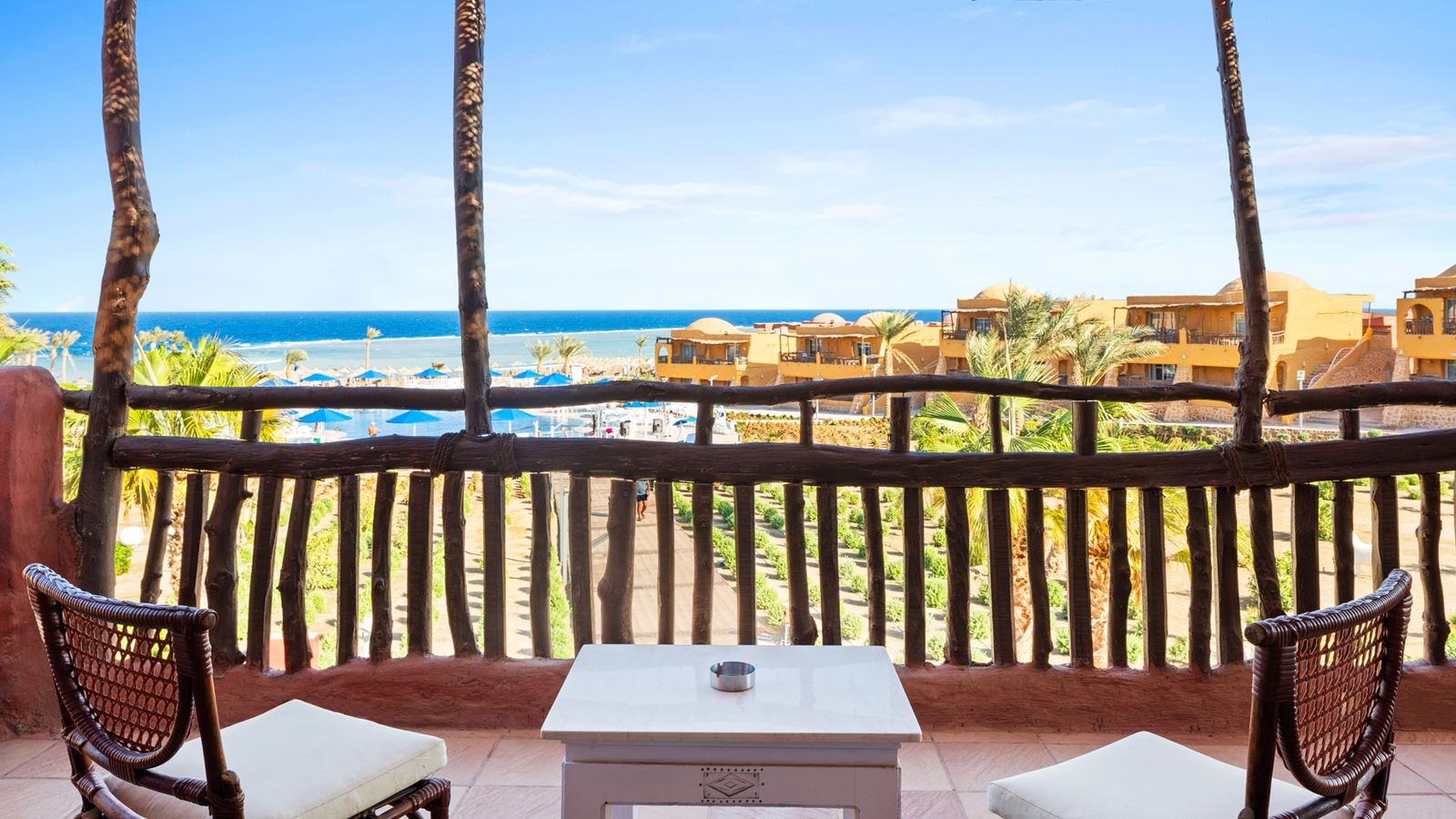 rooms-superior-room-sea-view