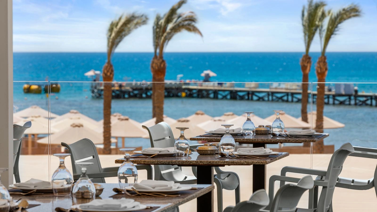 restaurants-beach-food-court