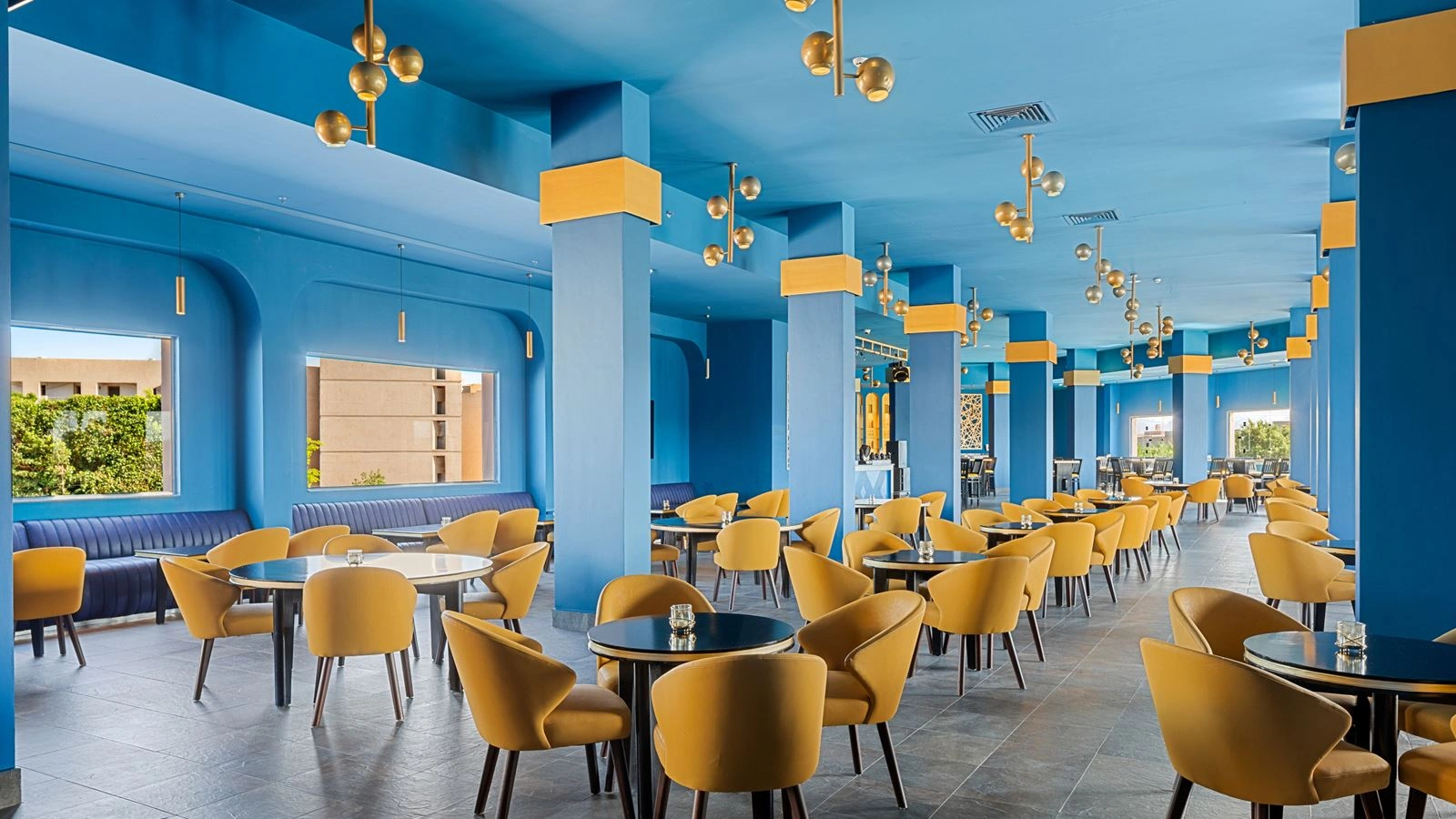 bars-blue-lounge