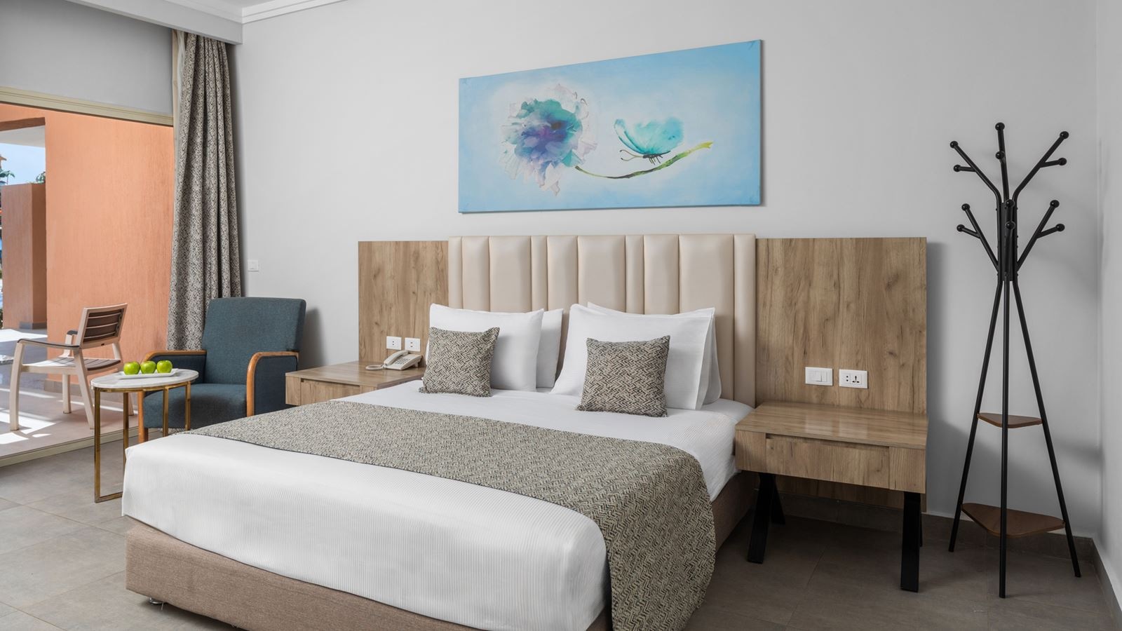 rooms-family-2-bedrooms-pool-view