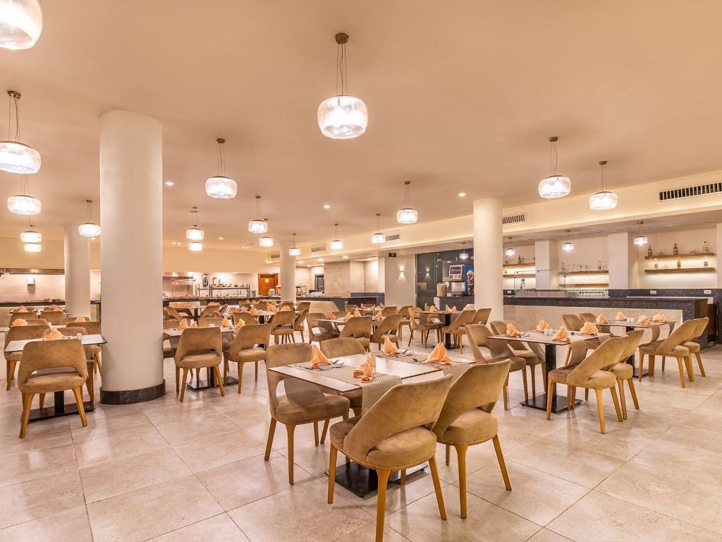 restaurants-restaurants