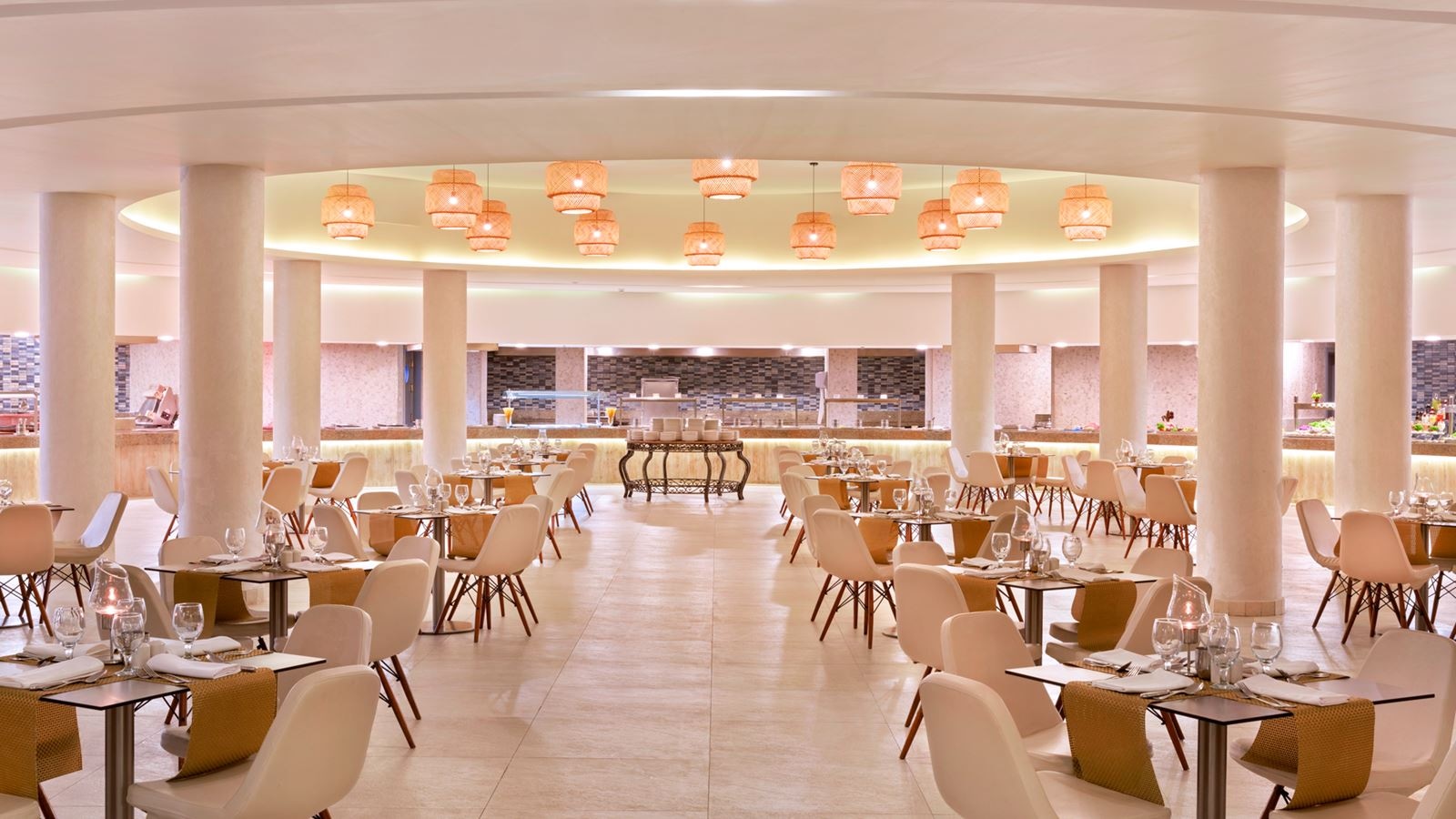restaurants-aqua-park-food-court