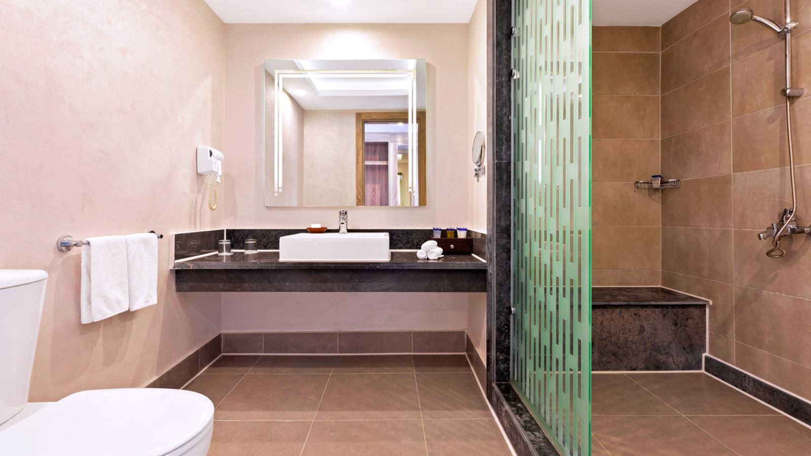 rooms-standard-room-garden-view