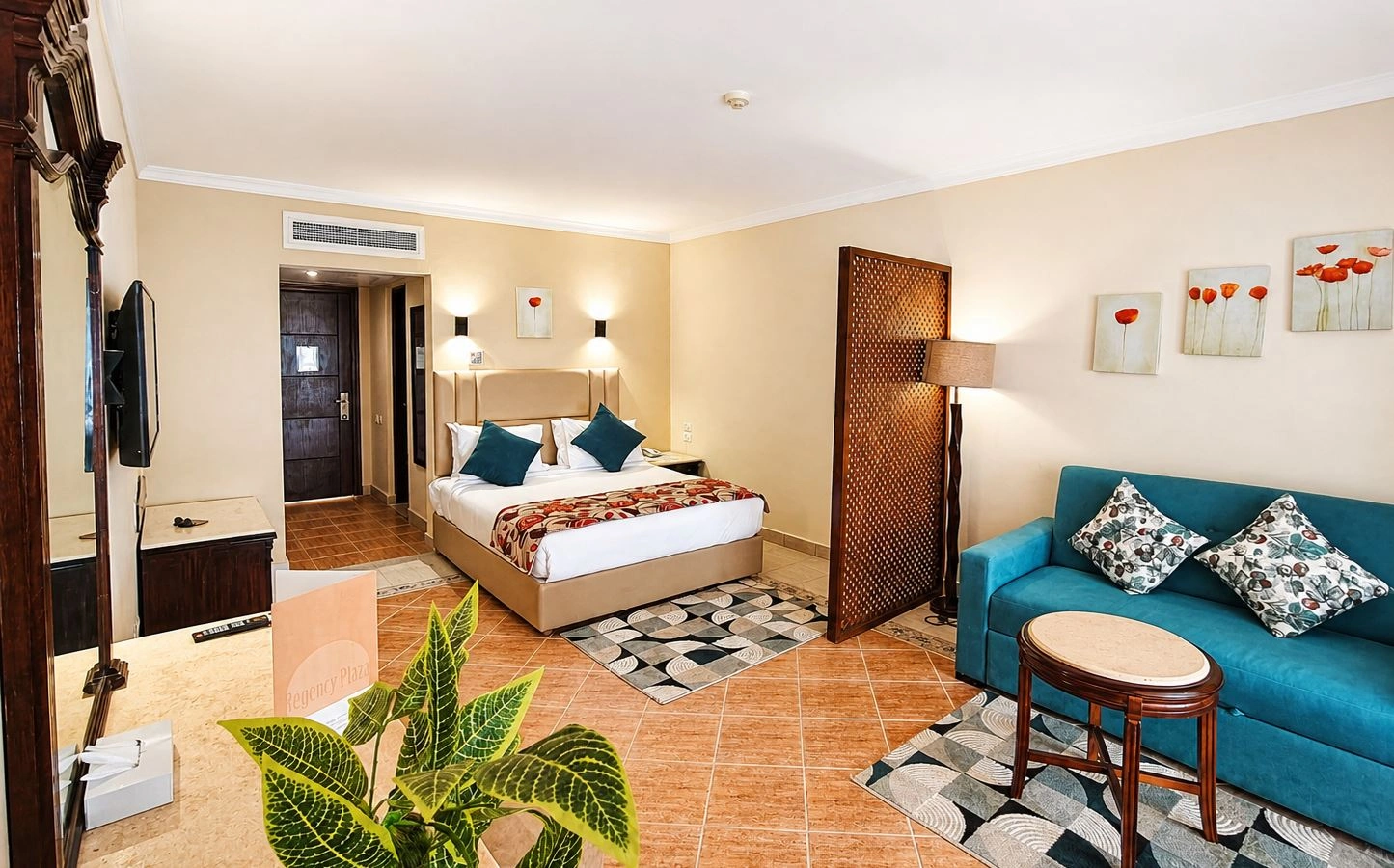 rooms-club-royal-regency-sea-view