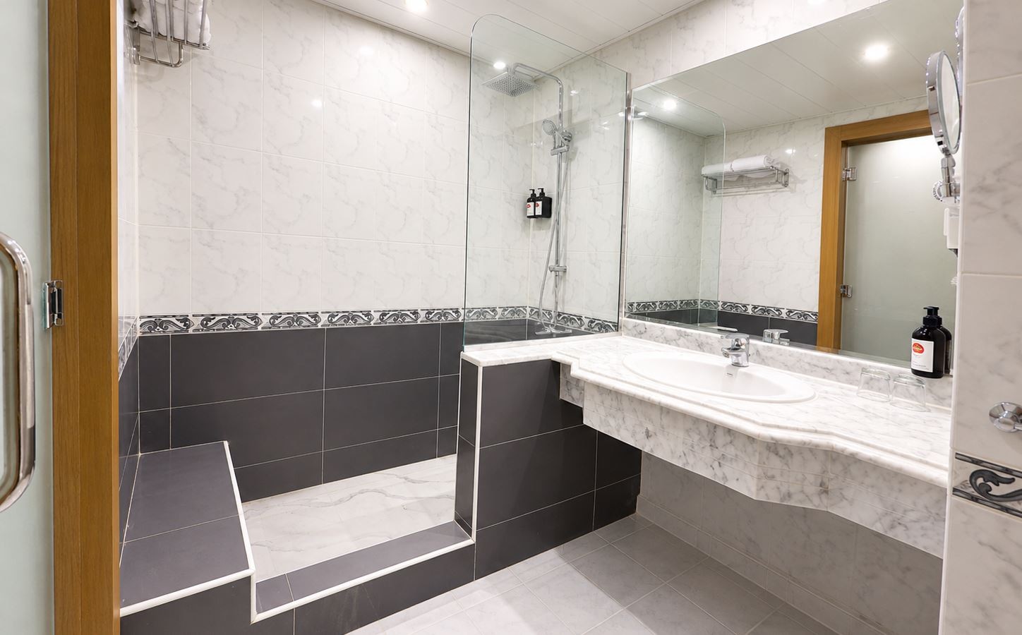 rooms-family-2-bed-rooms-club