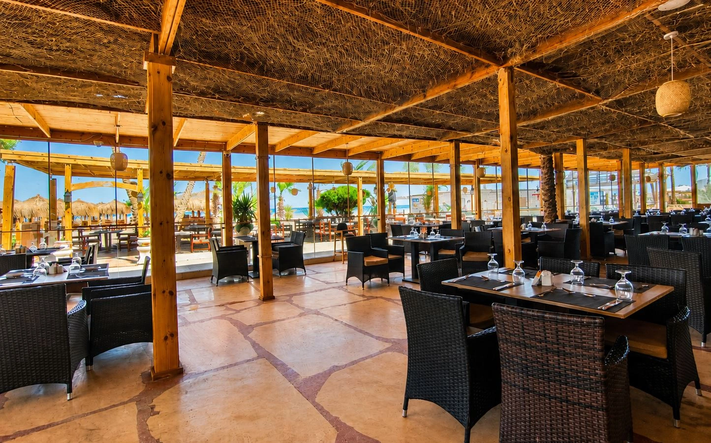 restaurants-royal-restaurant