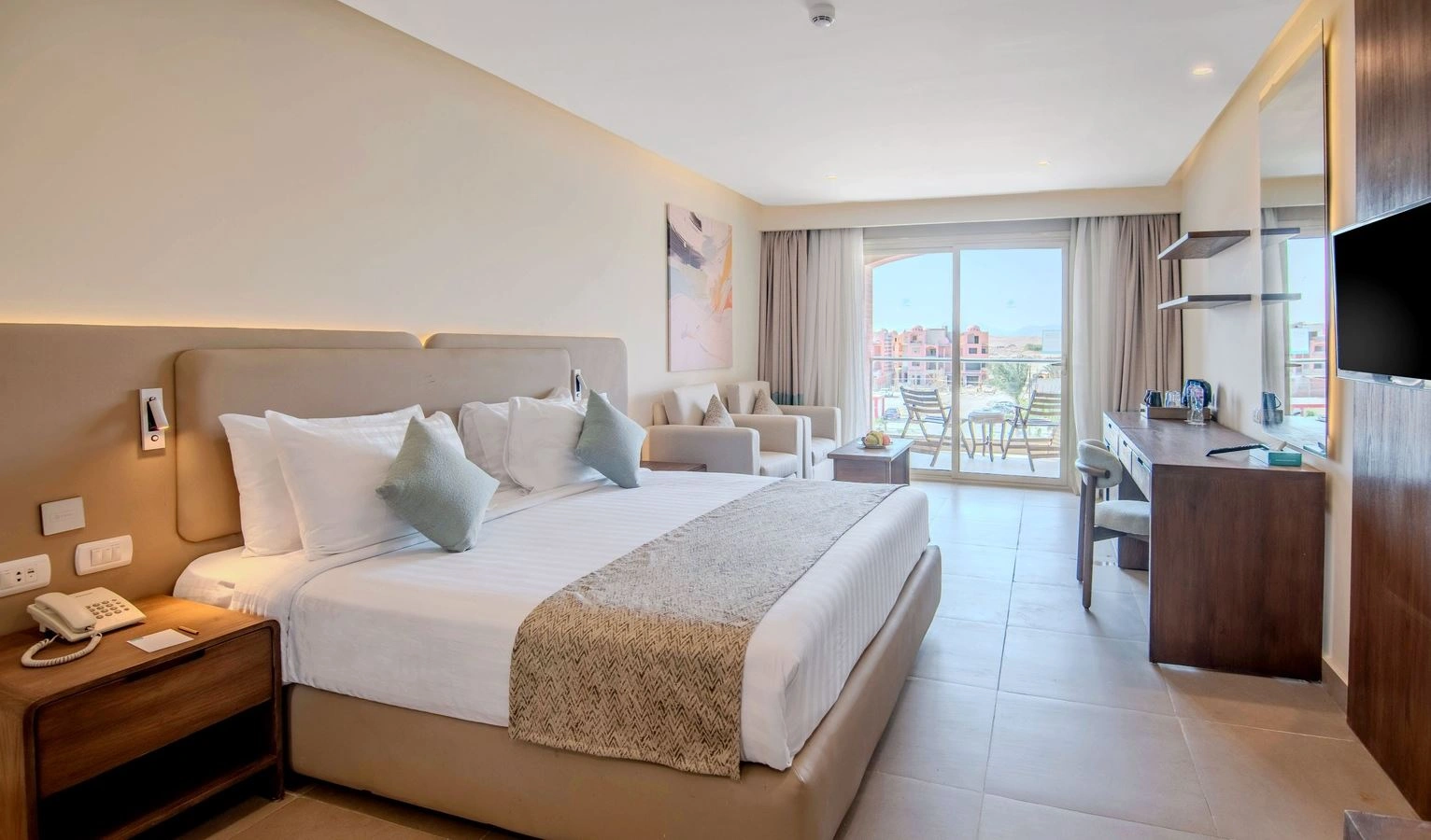 rooms-superior-room-pool-view