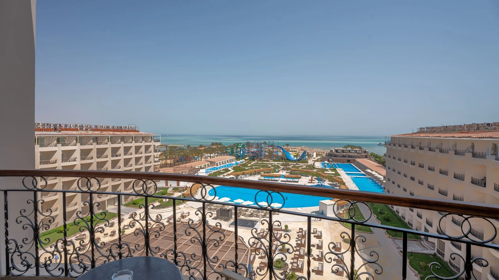 rooms-family-suite-sea-view