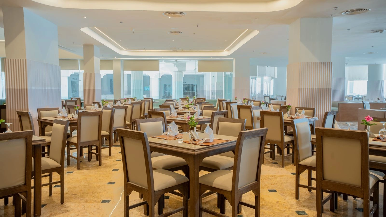 restaurants-main-restaurant