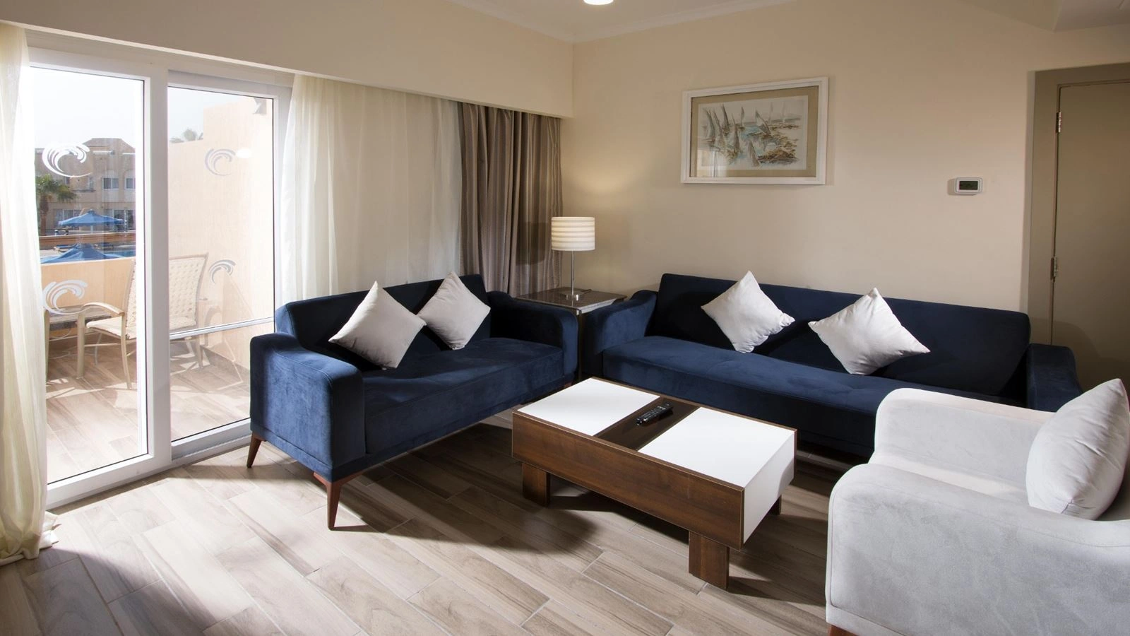 rooms-junior-suite-2nd-line-garden-side