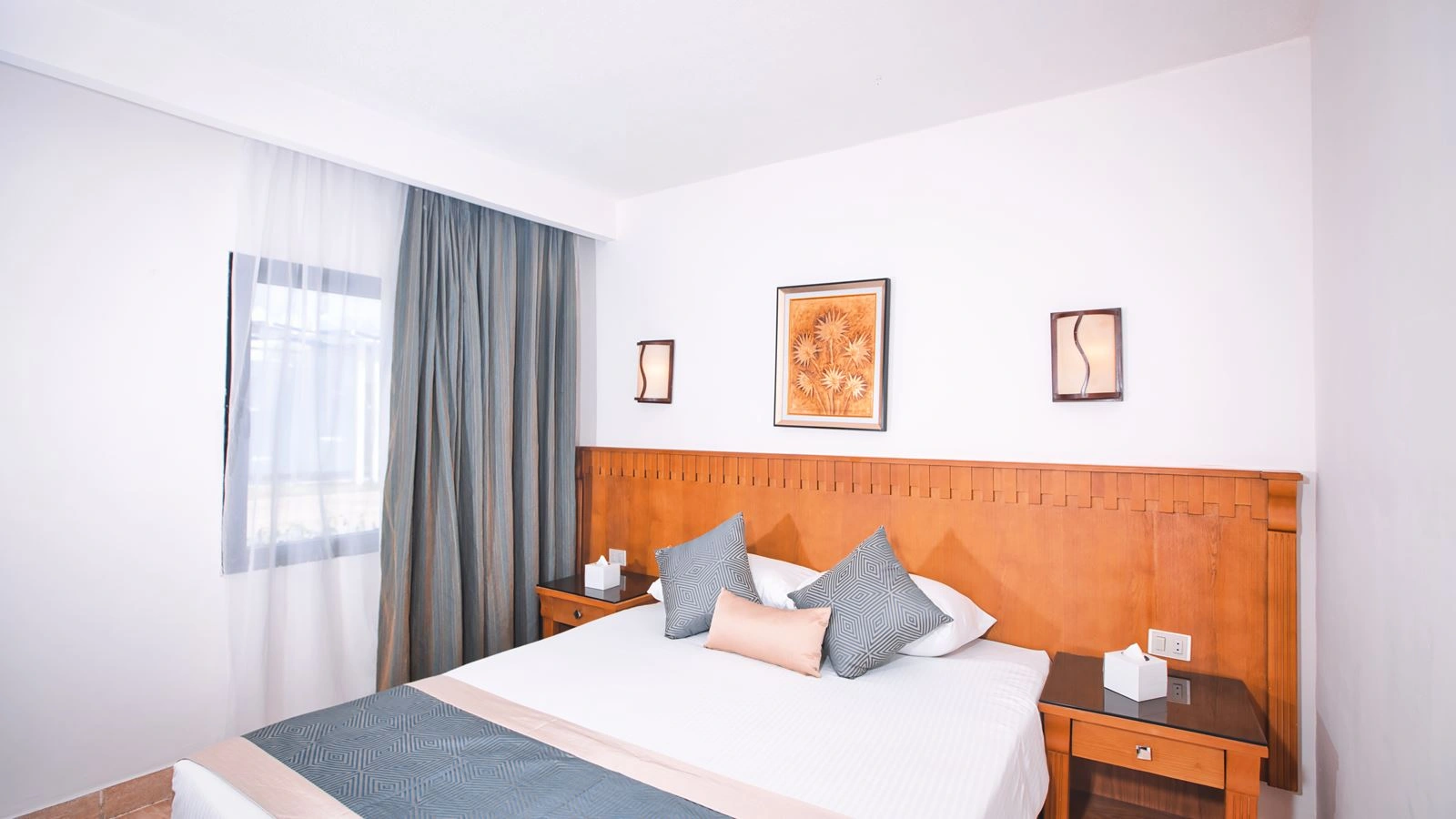 rooms-room-standard-gardenpoolview