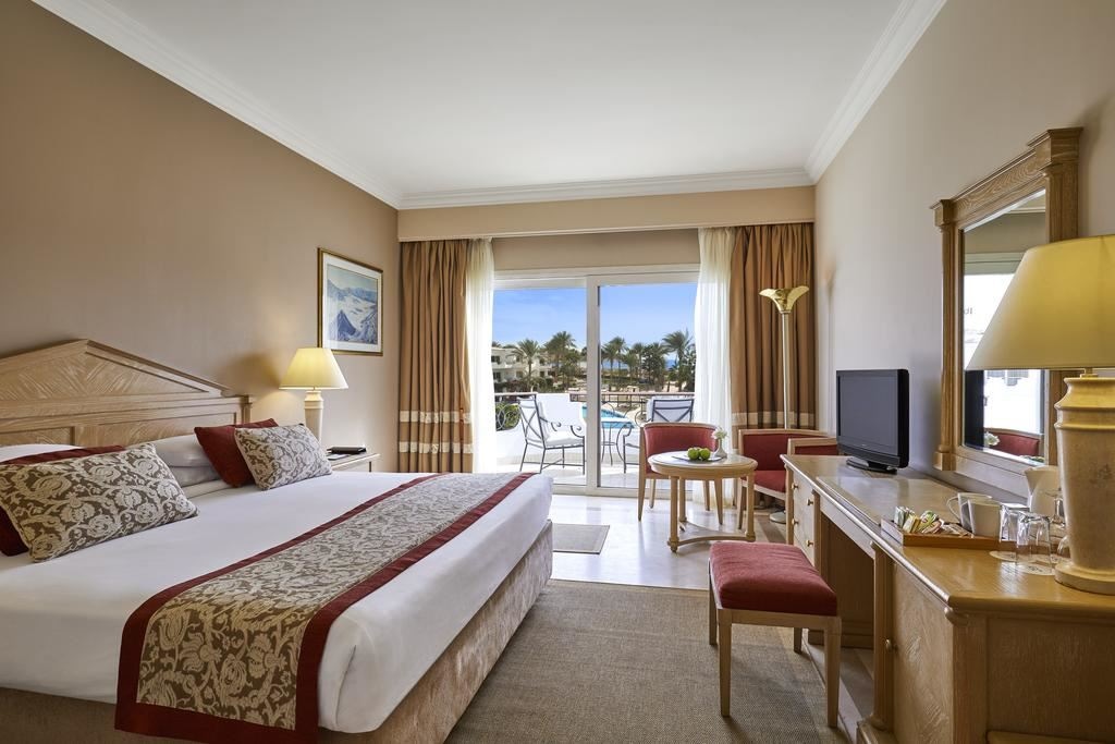 rooms-superior-sea-side-view