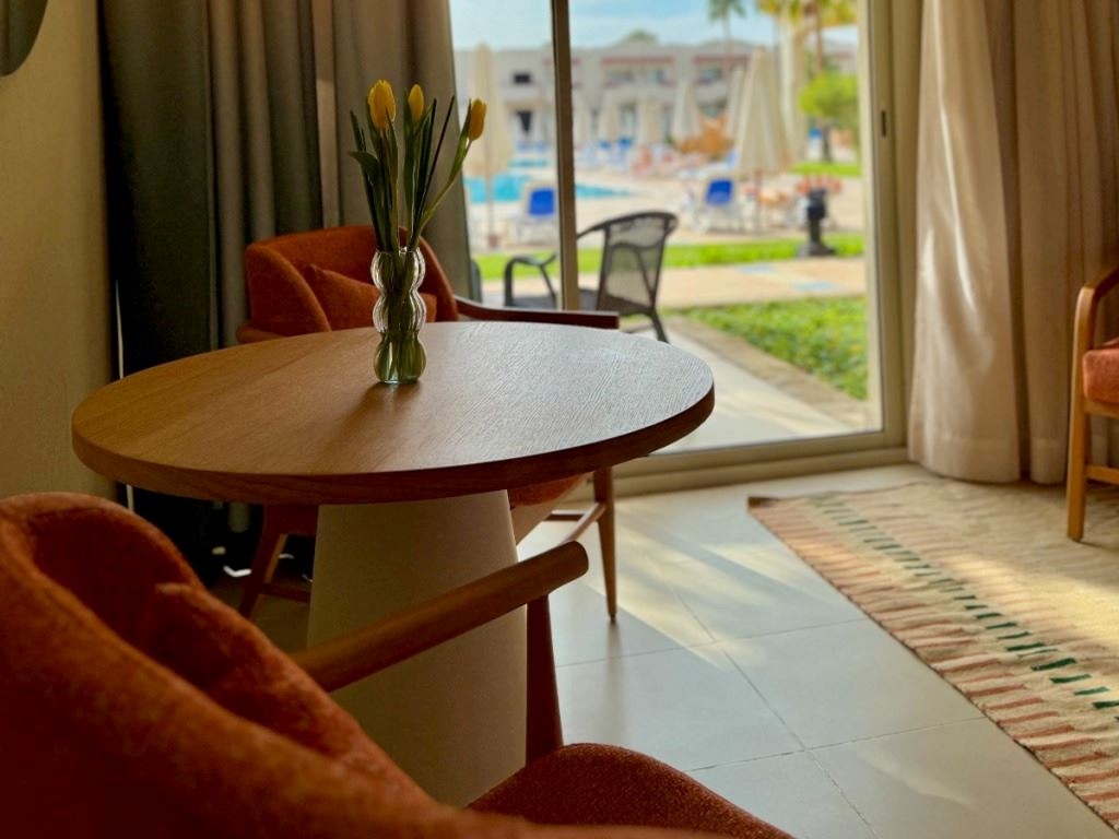 rooms-superior-room-with-1-king-bed-garden-view-beach-side