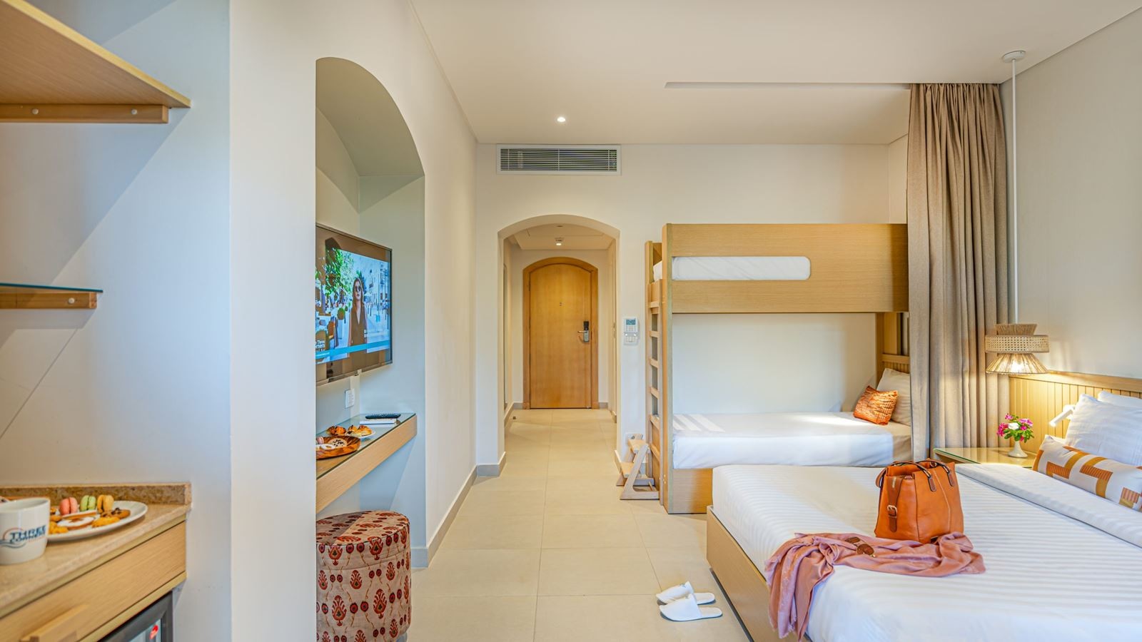 rooms-superior-plus-room