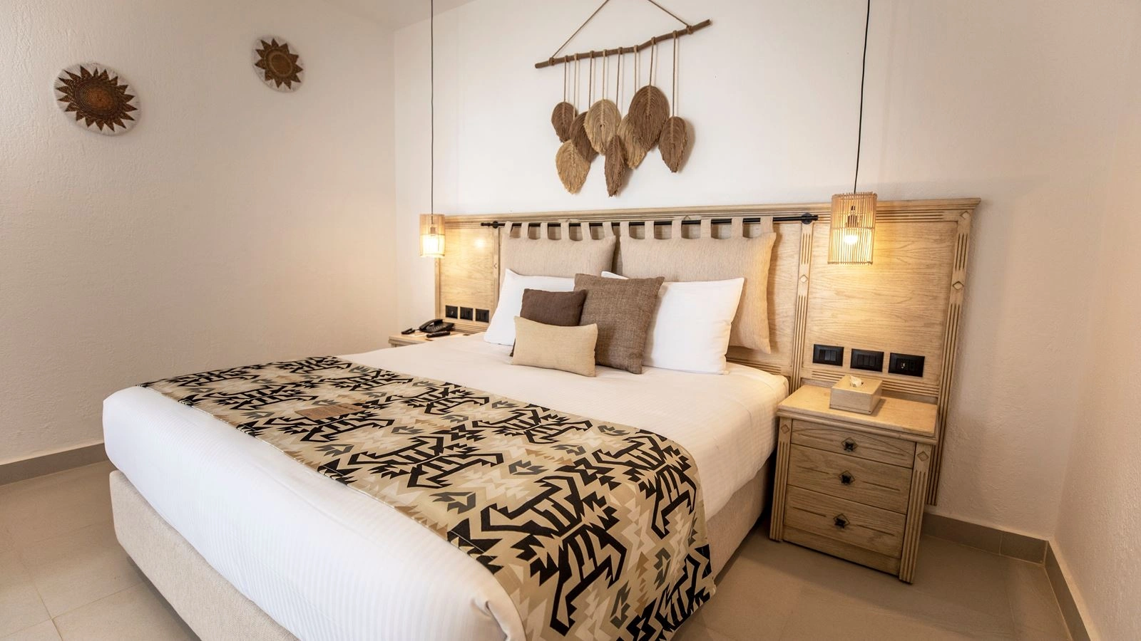 rooms-deluxe-room-garden-view