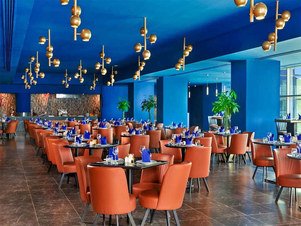 restaurants-blue-lounge-restaurant