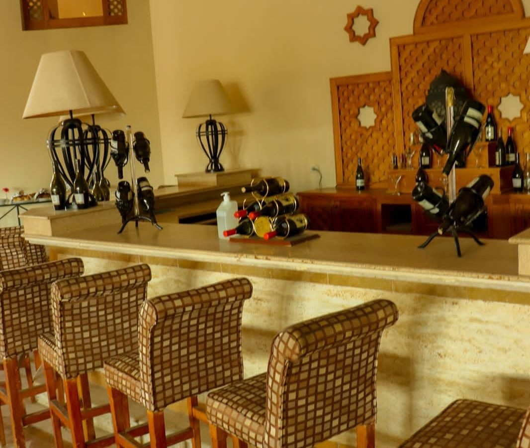 restaurants-lobby-bar