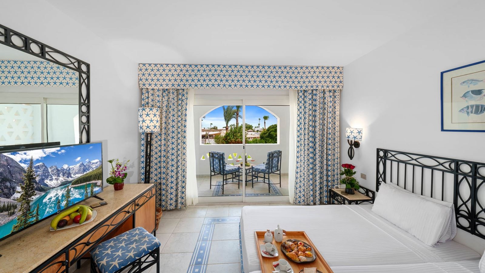 rooms-domina-aquamarine-pool