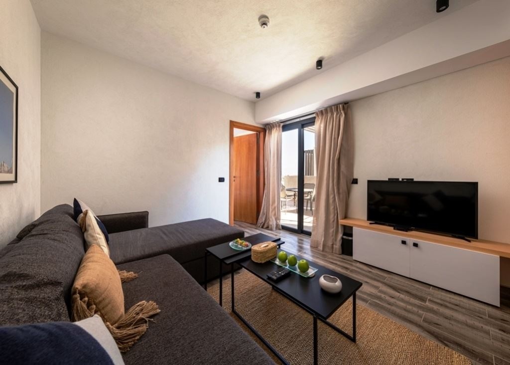 rooms-junior-suit-mountain-view