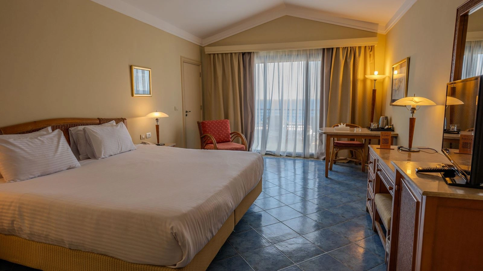 rooms-standard-sea-view-room