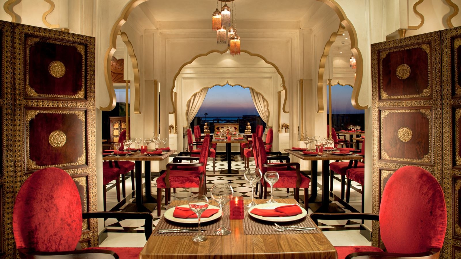 restaurants-restaurants