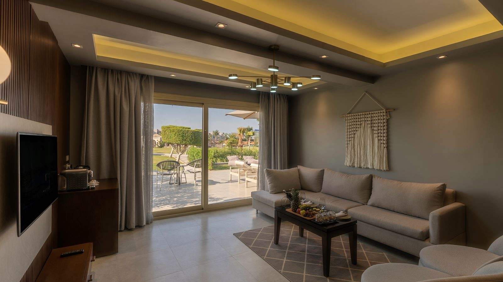 rooms-presidential-suite-posh-club