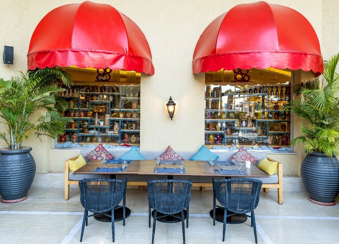 restaurants-the-palm-main-restaurant